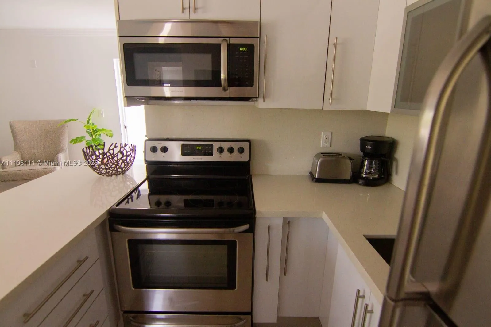 753 Michigan 3a, Miami Beach, Florida 33139, Miami Beach, Florida 33139, 1 Bedroom Bedrooms, ,1 BathroomBathrooms,Residential Lease,For Rent,753 Michigan 3a, Miami Beach, Florida 33139,A11108111