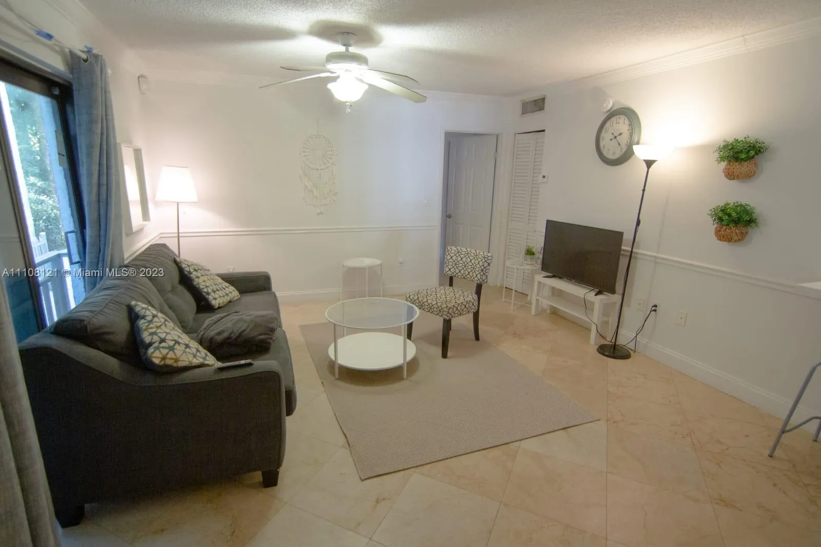 753 Michigan 1b, Miami Beach, Florida 33139, Miami Beach, Florida 33139, 1 Bedroom Bedrooms, ,1 BathroomBathrooms,Residential Lease,For Rent,753 Michigan 1b, Miami Beach, Florida 33139,A11108121