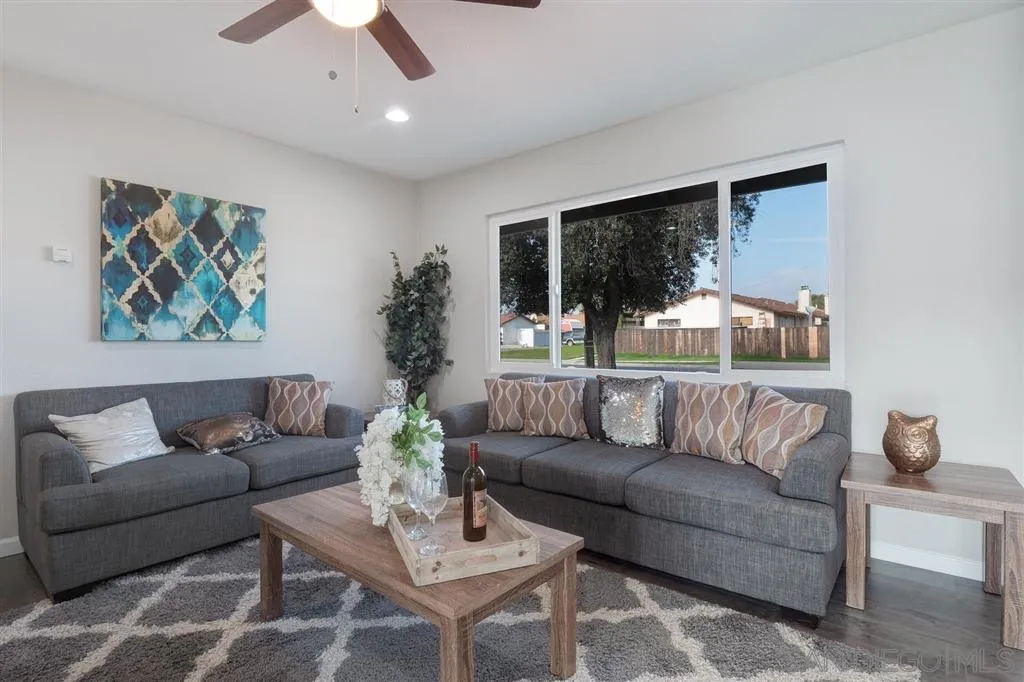 https://cdn.realtyfeed.com/cdn/127/200000616/1db97df0cd819ad03807a111143929e6.webp
