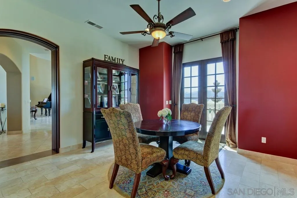 https://cdn.realtyfeed.com/cdn/127/200004580/0a5913734f6a71c2563f8b8c4b09c817.webp