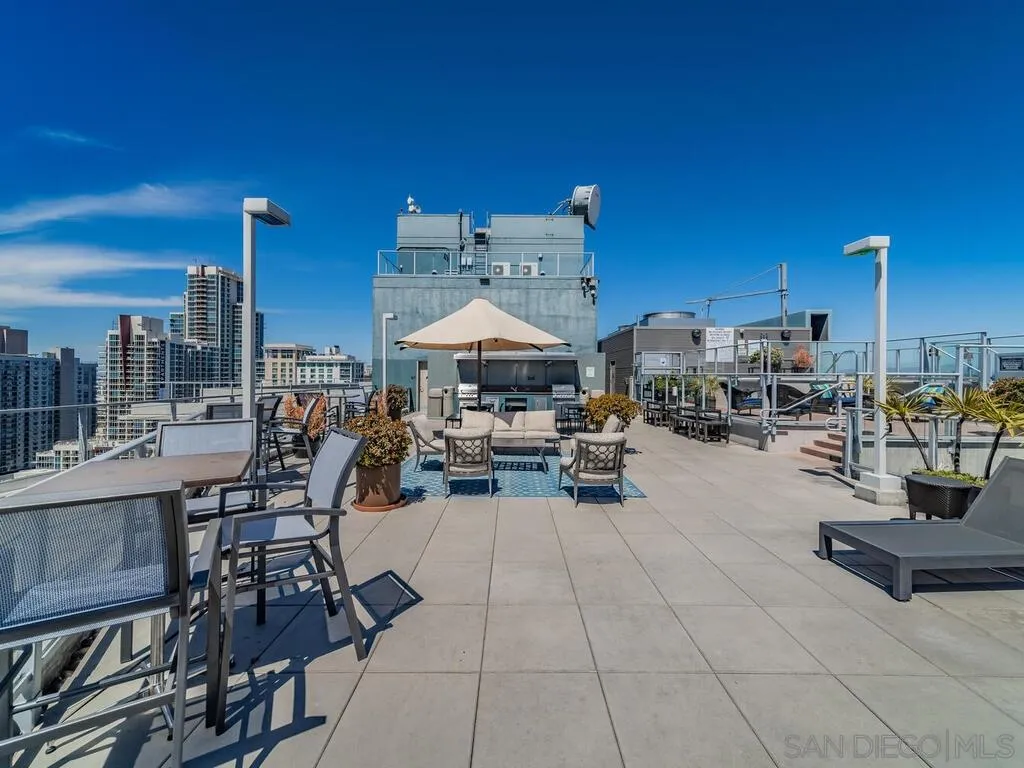 https://cdn.realtyfeed.com/cdn/127/200025530/1bfd9f94607ad4313ee8289c5116268d.webp