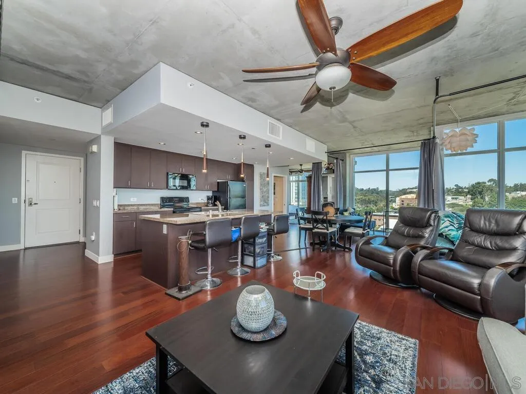 https://cdn.realtyfeed.com/cdn/127/200025530/84f25d0a2515fb0210a7d1f4a44cea59.webp