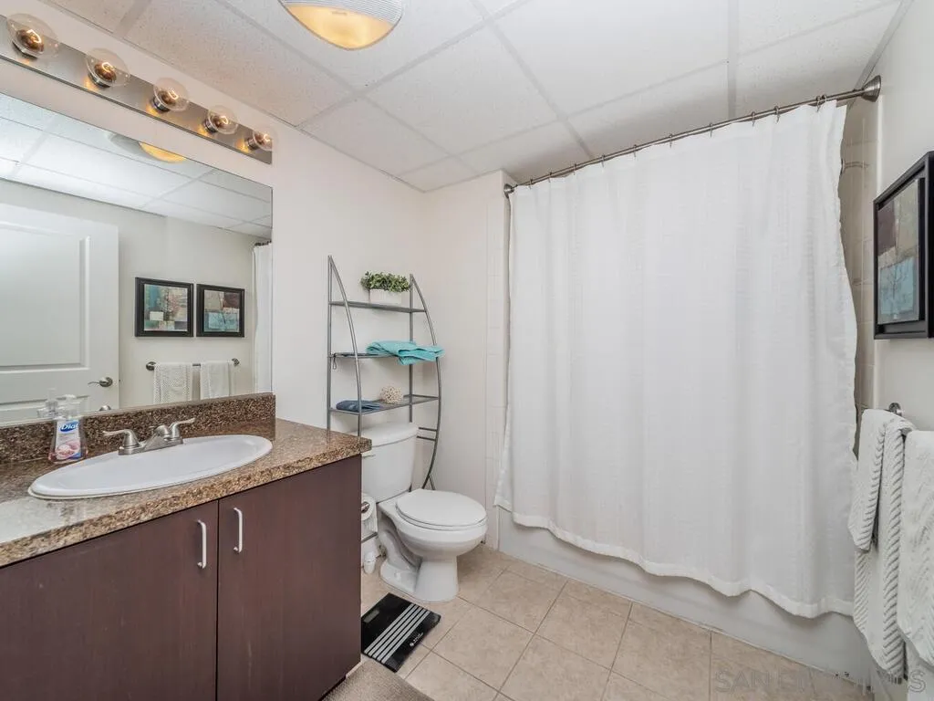 https://cdn.realtyfeed.com/cdn/127/200025530/878a88be958e9af2a15c5bf762b5b157.webp