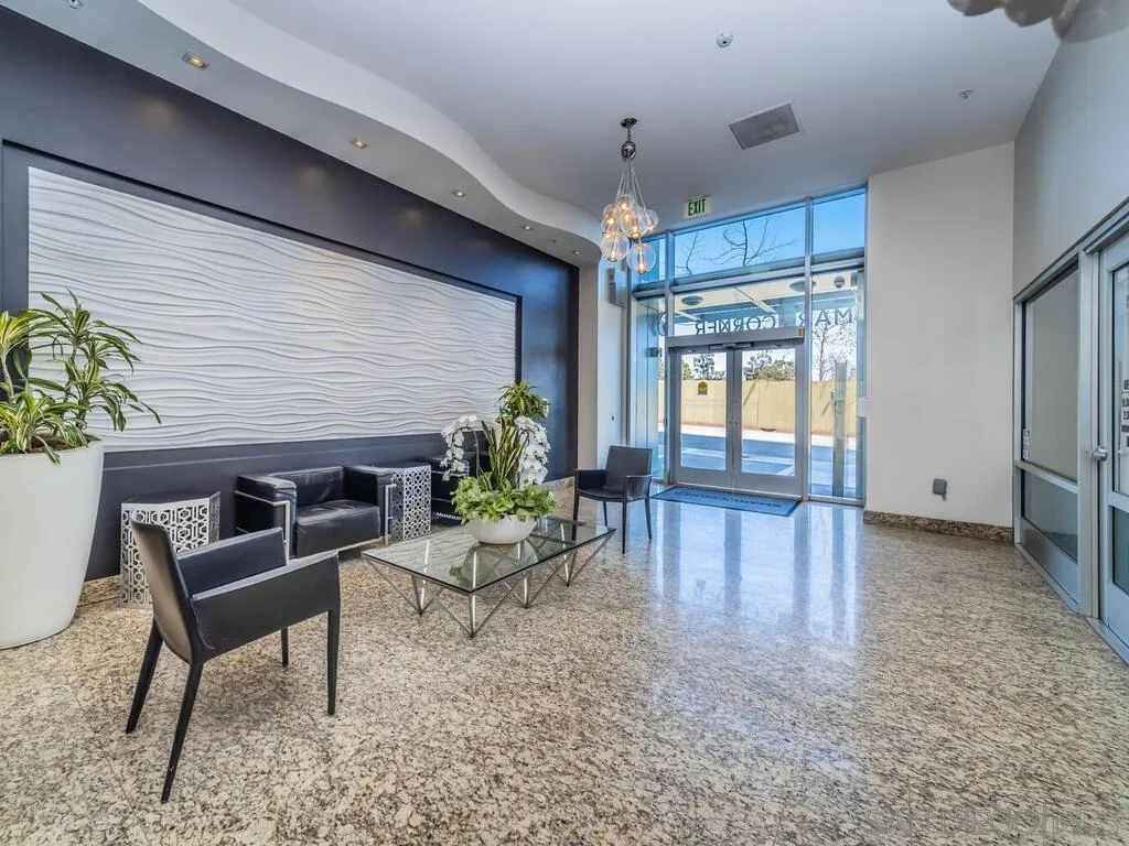https://cdn.realtyfeed.com/cdn/127/200025530/ea72e7a9e20408bcab321762d9c7df65.webp