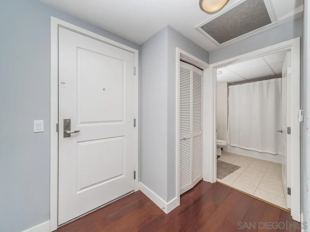 https://cdn.realtyfeed.com/cdn/127/200025530/fc2d982b0d577fbf2f3c1fccd7ba0cd2.webp