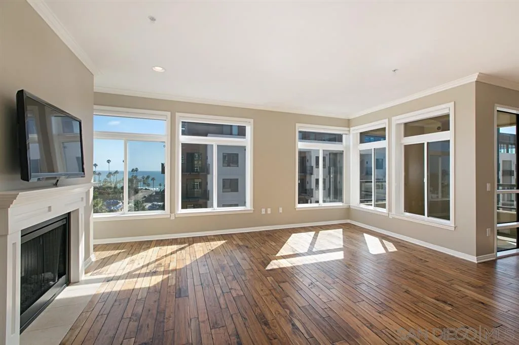 https://cdn.realtyfeed.com/cdn/127/200028682/6d85fc26801315dfe874bdacfa6d7060.webp