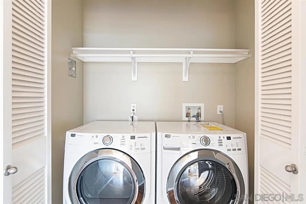 https://cdn.realtyfeed.com/cdn/127/200028682/af7998f7f3dc118fabb2a83de0c21c0d.webp
