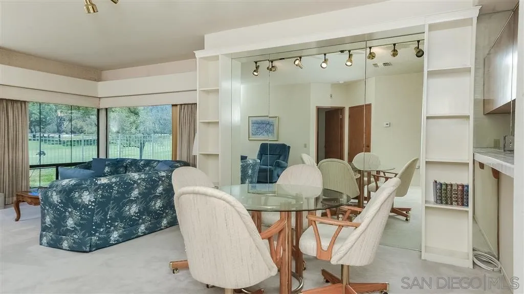 https://cdn.realtyfeed.com/cdn/127/200033056/e77a1360a8367d81c91a8a0882cf2038.webp