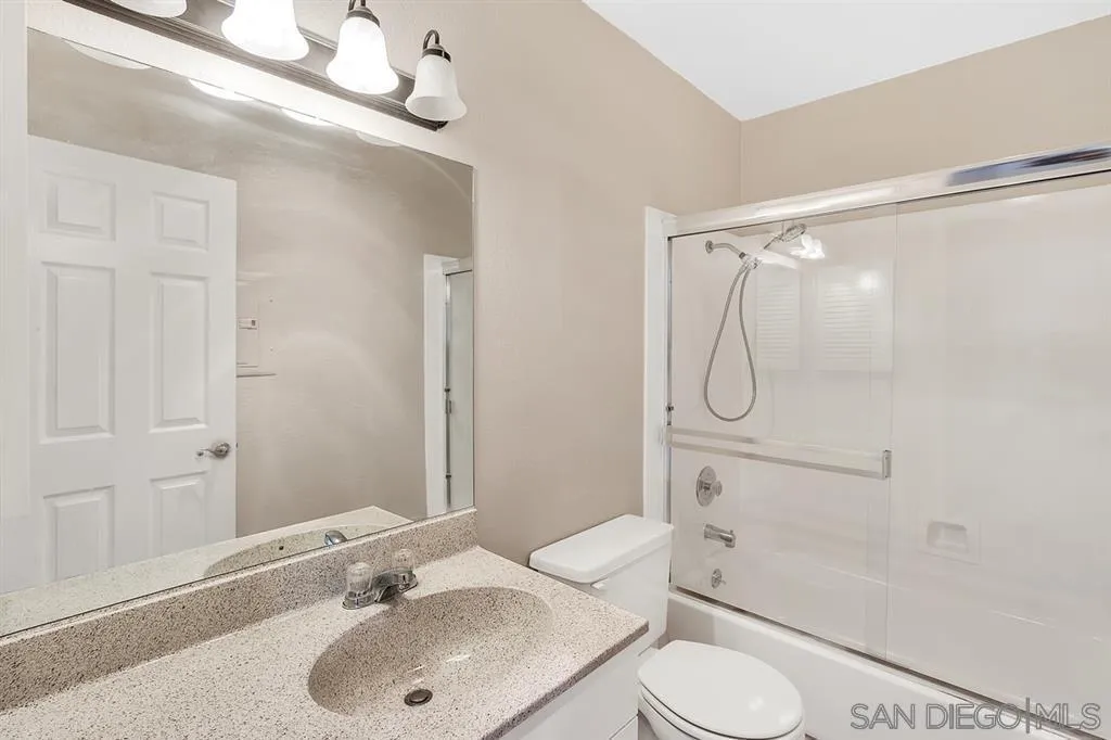 https://cdn.realtyfeed.com/cdn/127/200036624/4fed03546b8417f003c459179b0a531c.webp