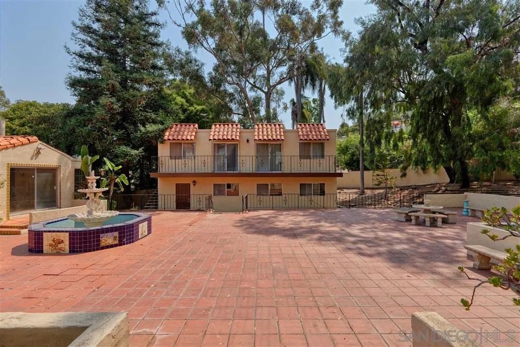 https://cdn.realtyfeed.com/cdn/127/200041532/1fe46e32d950a9d7ebe87318e1d115d7.webp