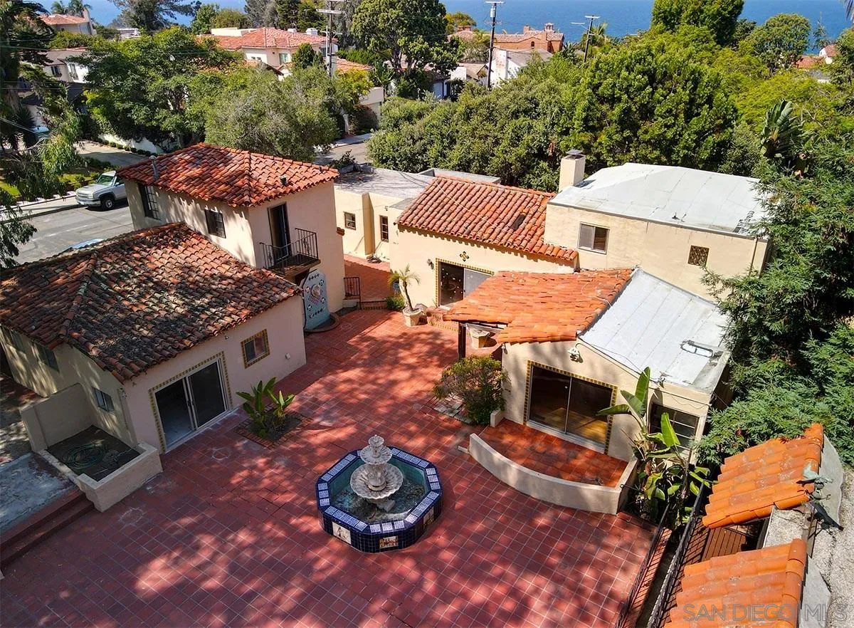 https://cdn.realtyfeed.com/cdn/127/200041532/b73c3ee25c5725783fc4ac5ae6ecf112.webp