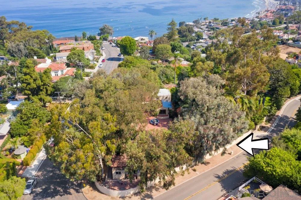 https://cdn.realtyfeed.com/cdn/127/200041532/d0ac871d44e248f39c5ef5430be72bee.webp