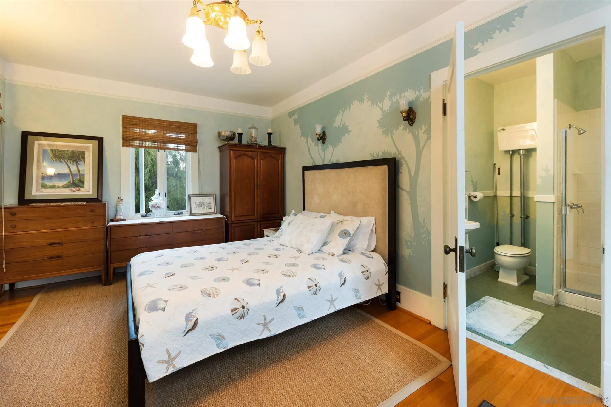 https://cdn.realtyfeed.com/cdn/127/200047612/85123437065cfaedc8aa544020ffaeff.webp