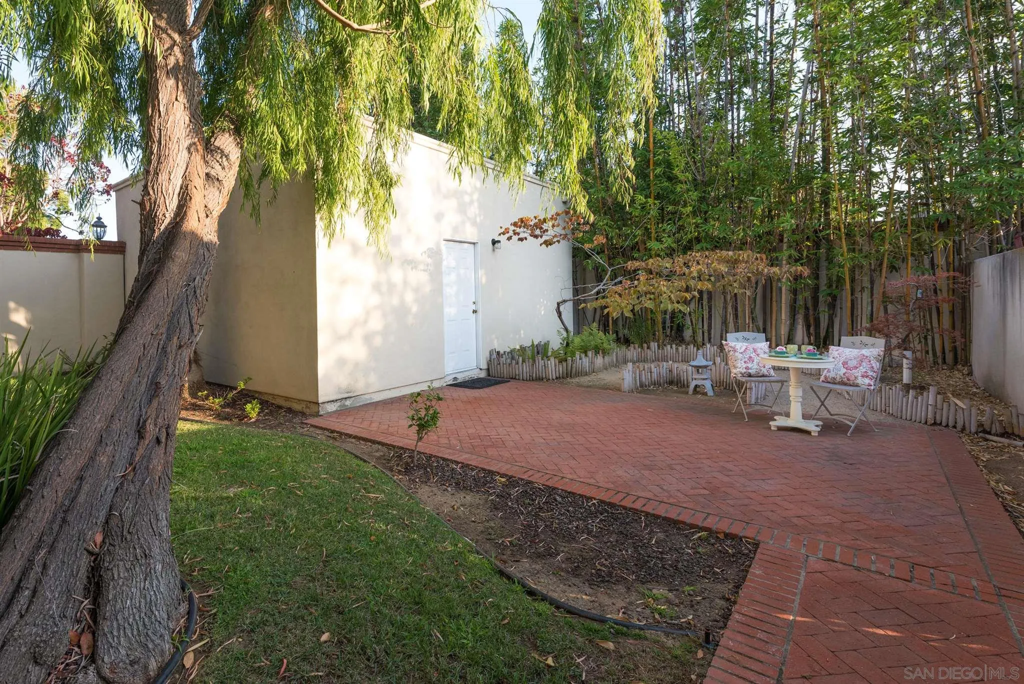 https://cdn.realtyfeed.com/cdn/127/200047612/9216649d0228a99b3af7b26748bf950d.webp