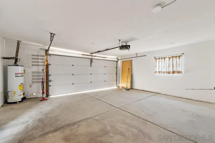 https://cdn.realtyfeed.com/cdn/127/200049411/3c8a10953ea864d00b8729f7c4ea0b1e.webp