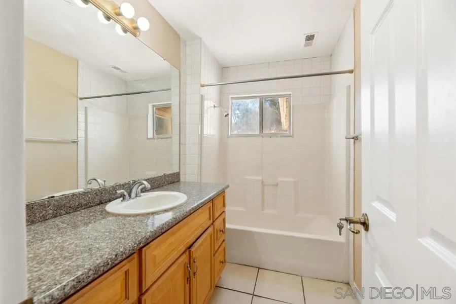 https://cdn.realtyfeed.com/cdn/127/200049411/419ec25b4697839b0d58519cfcf2a7b1.webp