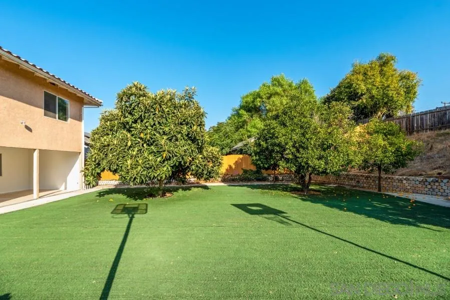 https://cdn.realtyfeed.com/cdn/127/200049411/7d5fe60f362756fe35a48f341a53f284.webp