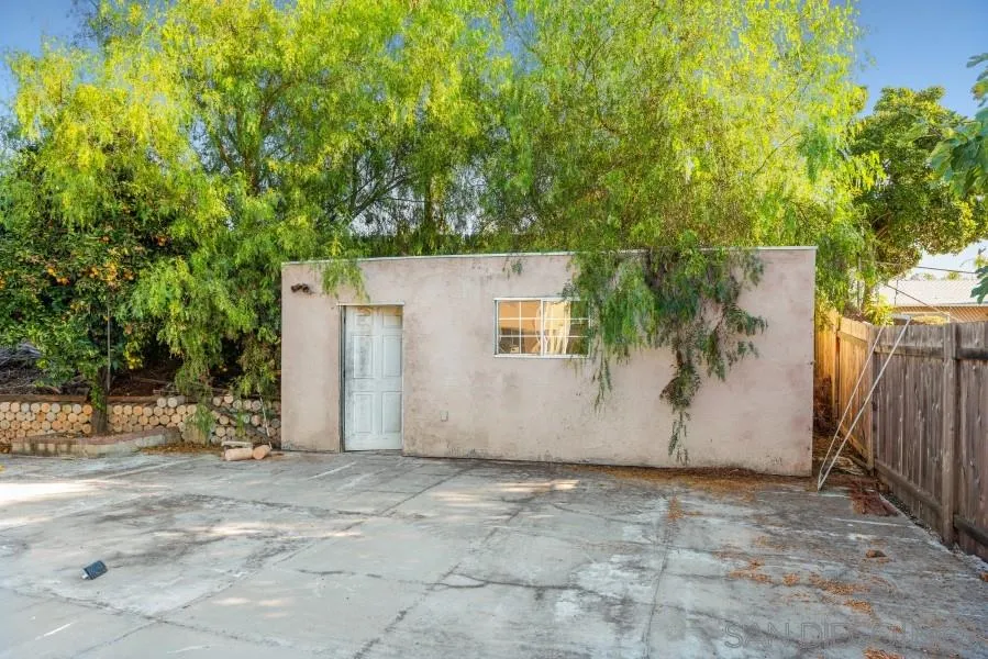 https://cdn.realtyfeed.com/cdn/127/200049411/e721cfe2f5d42fdfcf3bcfe77264a02f.webp