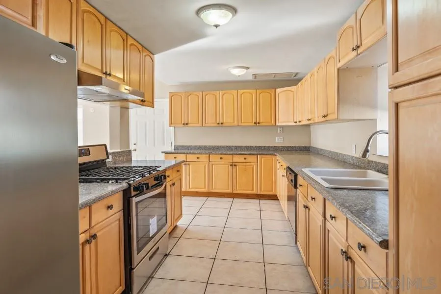 https://cdn.realtyfeed.com/cdn/127/200049411/eaa109062eb1d70574237726c757ab56.webp