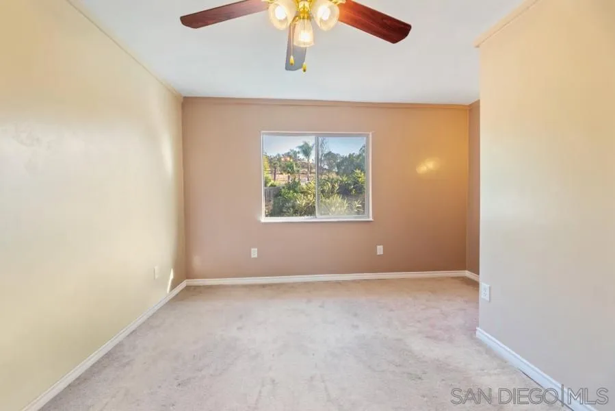 https://cdn.realtyfeed.com/cdn/127/200049411/ef829299186bcc7fdd6b9d478bea9b63.webp