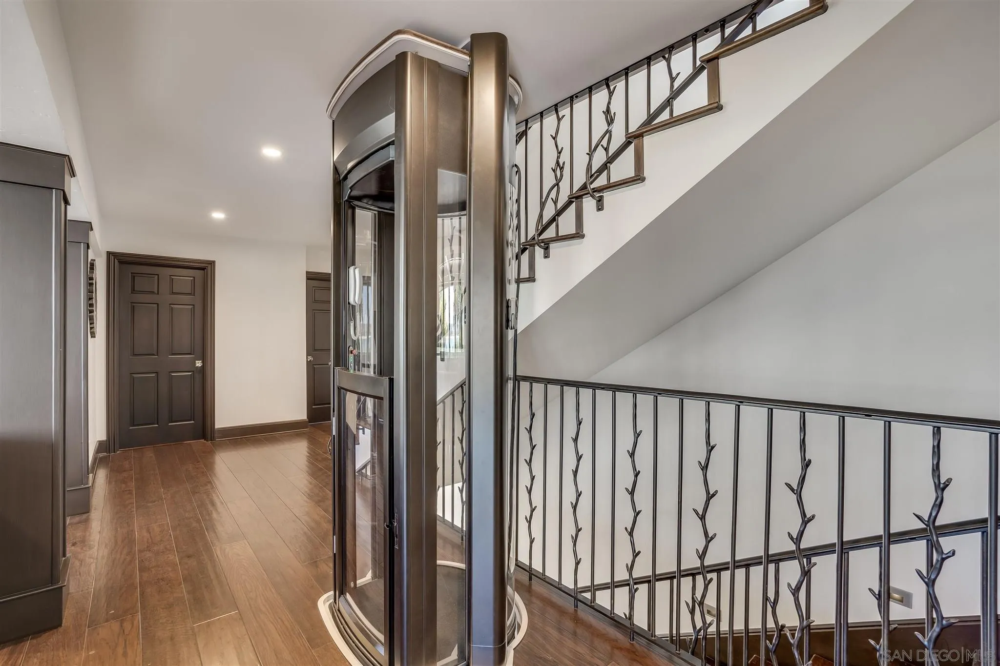 https://cdn.realtyfeed.com/cdn/127/200052707/20490850371a23559a2a2af3b699b108.webp