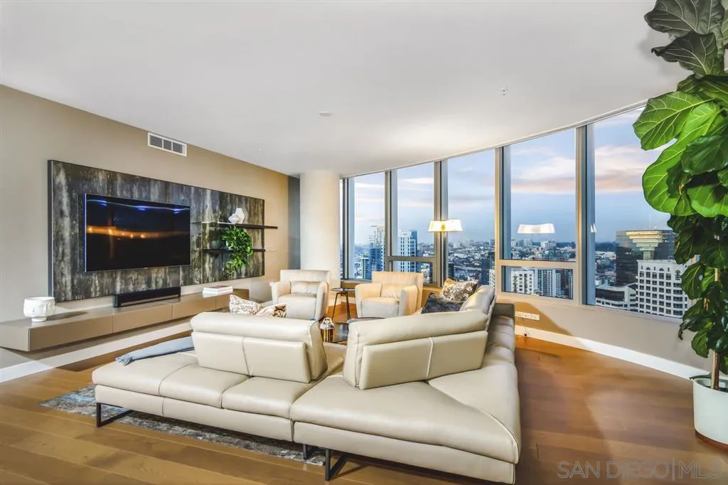 https://cdn.realtyfeed.com/cdn/127/200054112/4d2f3fe5493e7ec504831b793593ecc7.webp