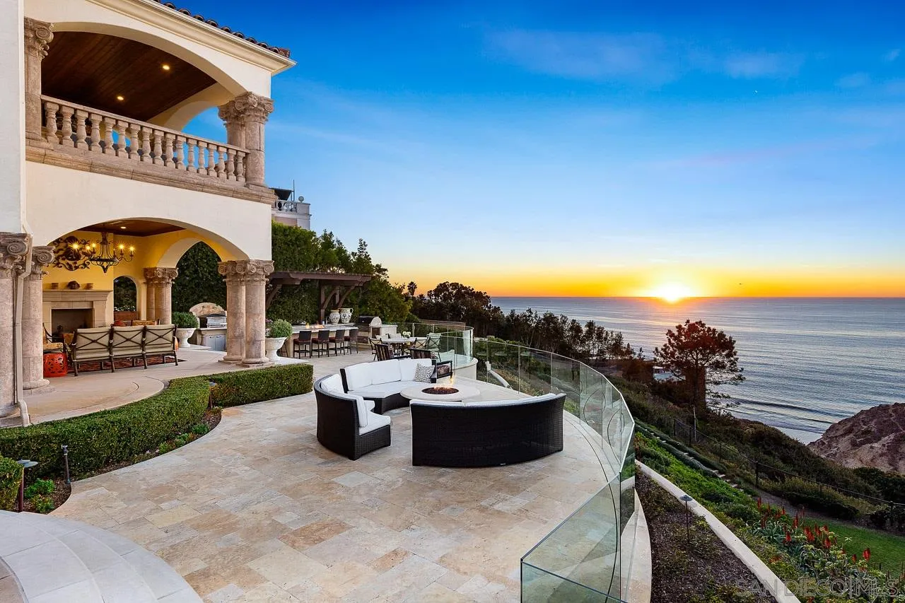 https://cdn.realtyfeed.com/cdn/127/200054511/13355f76b75ea2d37d3a4370e462b2d7.webp