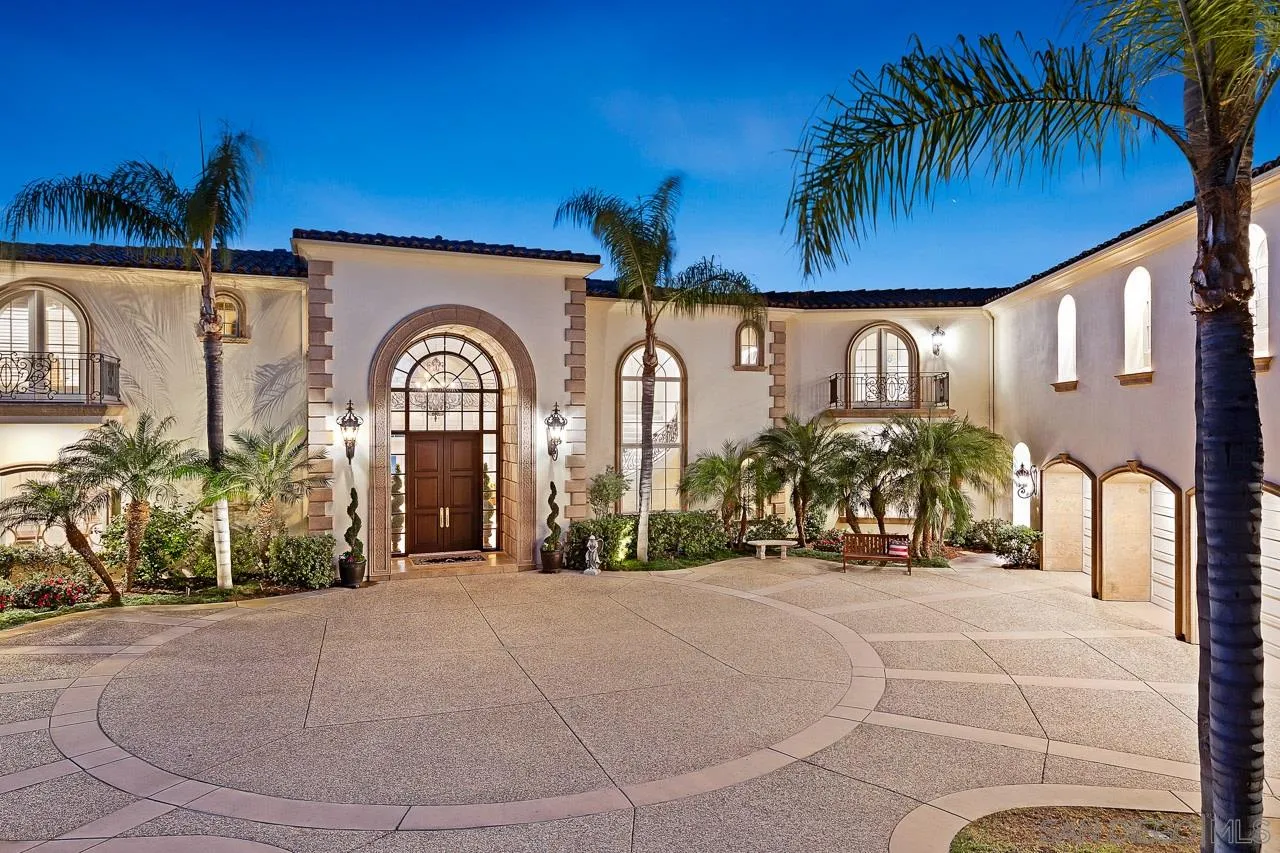 https://cdn.realtyfeed.com/cdn/127/200054511/390733311f7deff4e10e81fdbf5a5880.webp