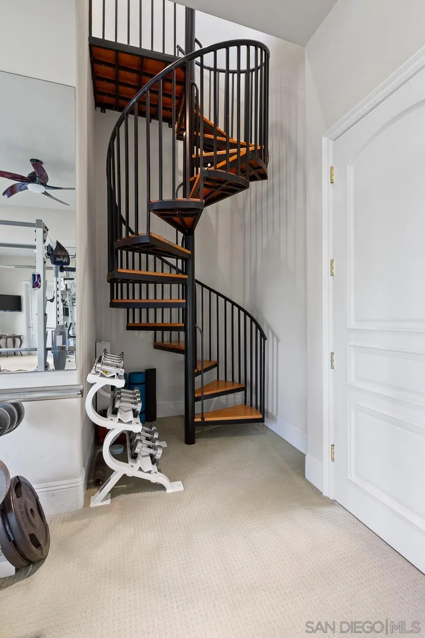 https://cdn.realtyfeed.com/cdn/127/200054511/4a46ea366fa1a6d0fe193bb5d99e4f37.webp