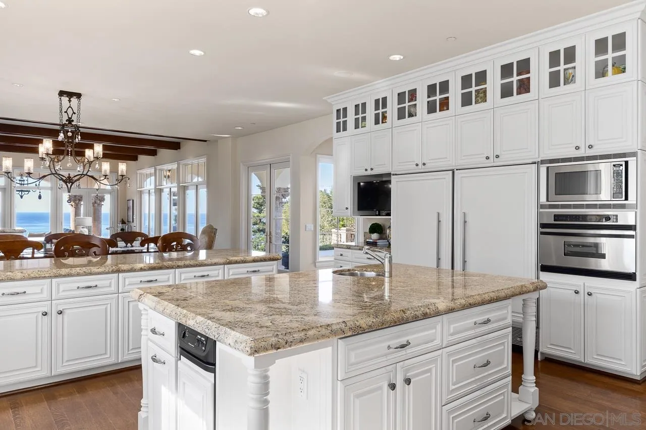 https://cdn.realtyfeed.com/cdn/127/200054511/b086128c77a55ce7008e3338dcb11819.webp