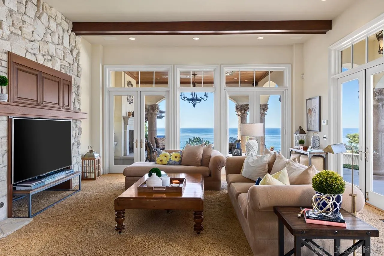 https://cdn.realtyfeed.com/cdn/127/200054511/e19d63a793ed92cf29cf7536e5de9d33.webp