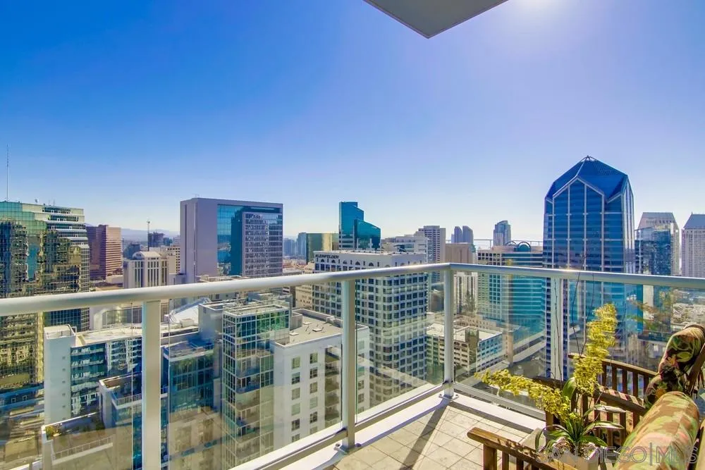 https://cdn.realtyfeed.com/cdn/127/210000374/c9c0b2d4b5358ba34e431873a0453696.webp