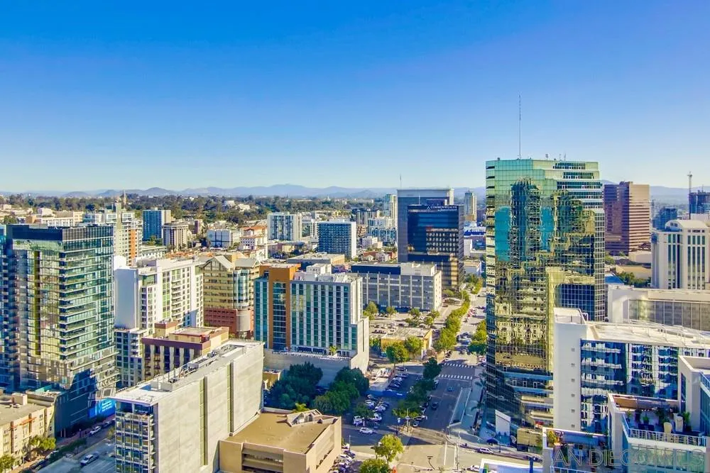 https://cdn.realtyfeed.com/cdn/127/210000374/ddf3bfc0ebc74b2290a3403a339d0055.webp