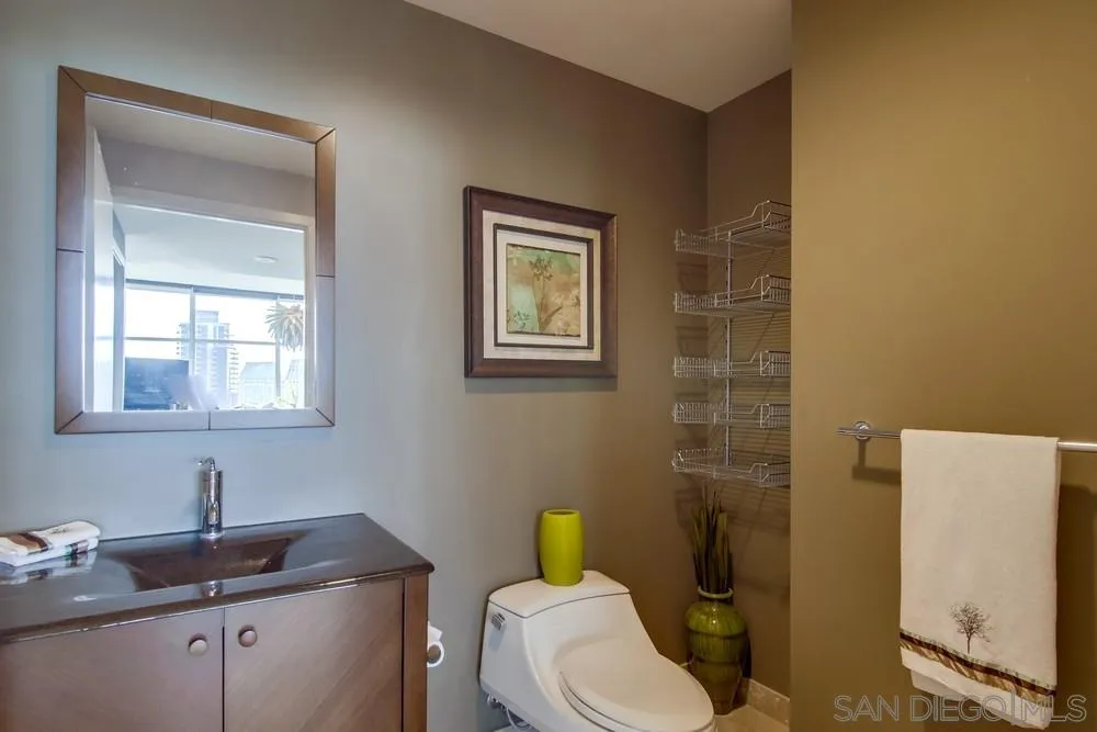 https://cdn.realtyfeed.com/cdn/127/210000374/e44a3032d998826dbc87365b1f0f5278.webp