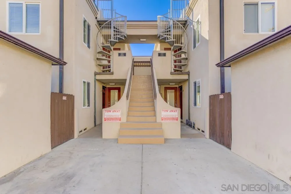 https://cdn.realtyfeed.com/cdn/127/210001301/04f570c2b957a1c11c69dd2b9163756b.webp