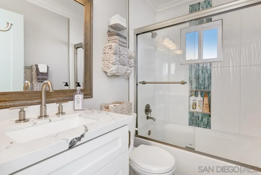https://cdn.realtyfeed.com/cdn/127/210001301/1986dcafff5f39a2dbfb50e2e71f799d.webp
