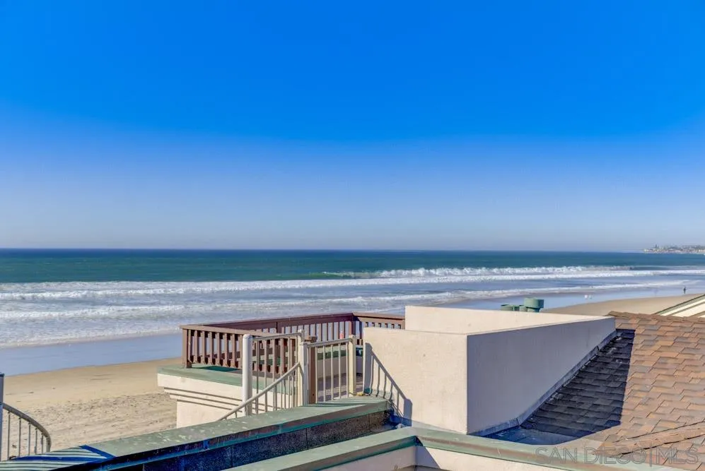 https://cdn.realtyfeed.com/cdn/127/210001301/bd79af208d7093095ada81c27185ef7f.webp