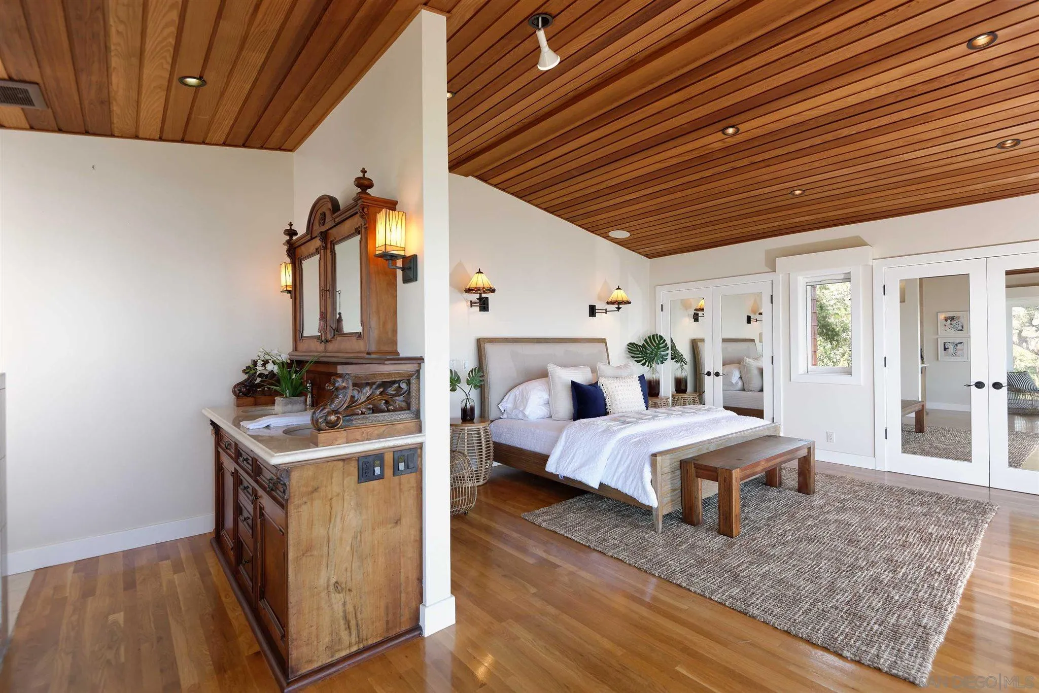 https://cdn.realtyfeed.com/cdn/127/210001468/6fa7ff18dc68e43b8bb43c59a493789f.webp