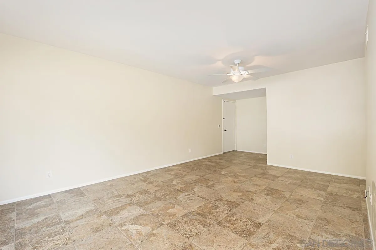 https://cdn.realtyfeed.com/cdn/127/210001640/0981ec43995e41445d543dbc4723994b.webp