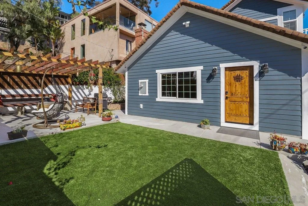 https://cdn.realtyfeed.com/cdn/127/210002952/40fcbe1842107513afed7e402cf34018.webp