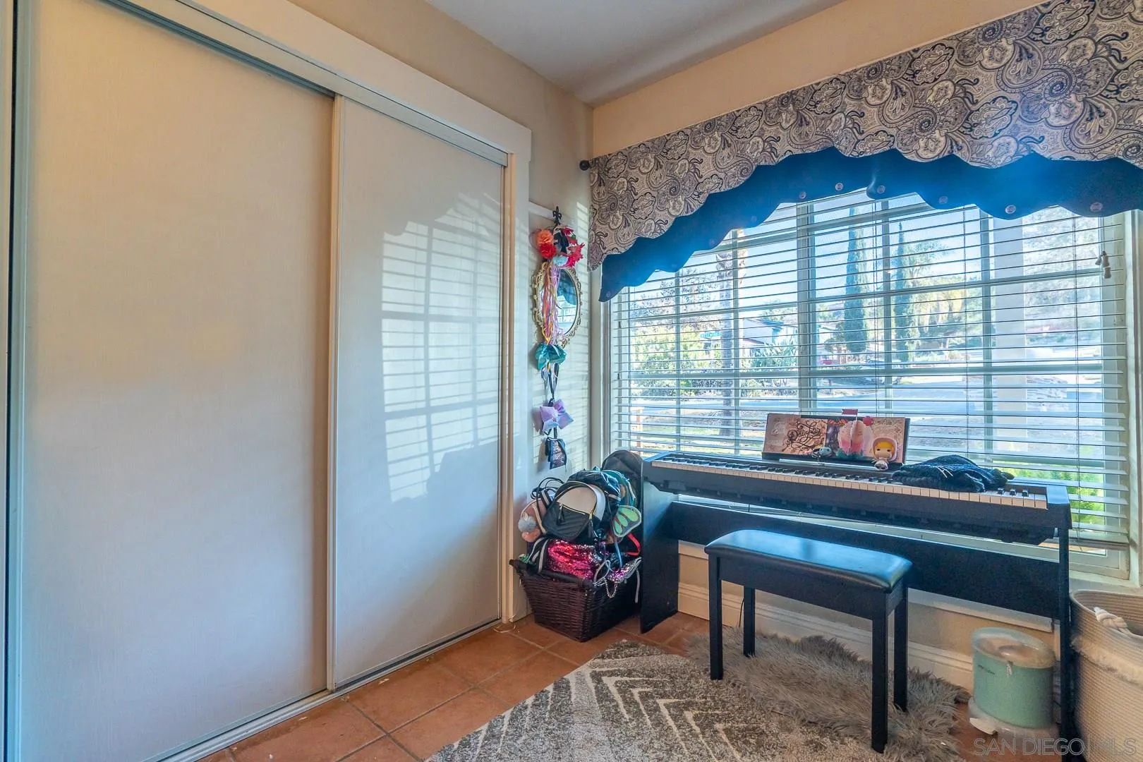 https://cdn.realtyfeed.com/cdn/127/210003067/7045eb4895a204b83a6cd01765069248.webp
