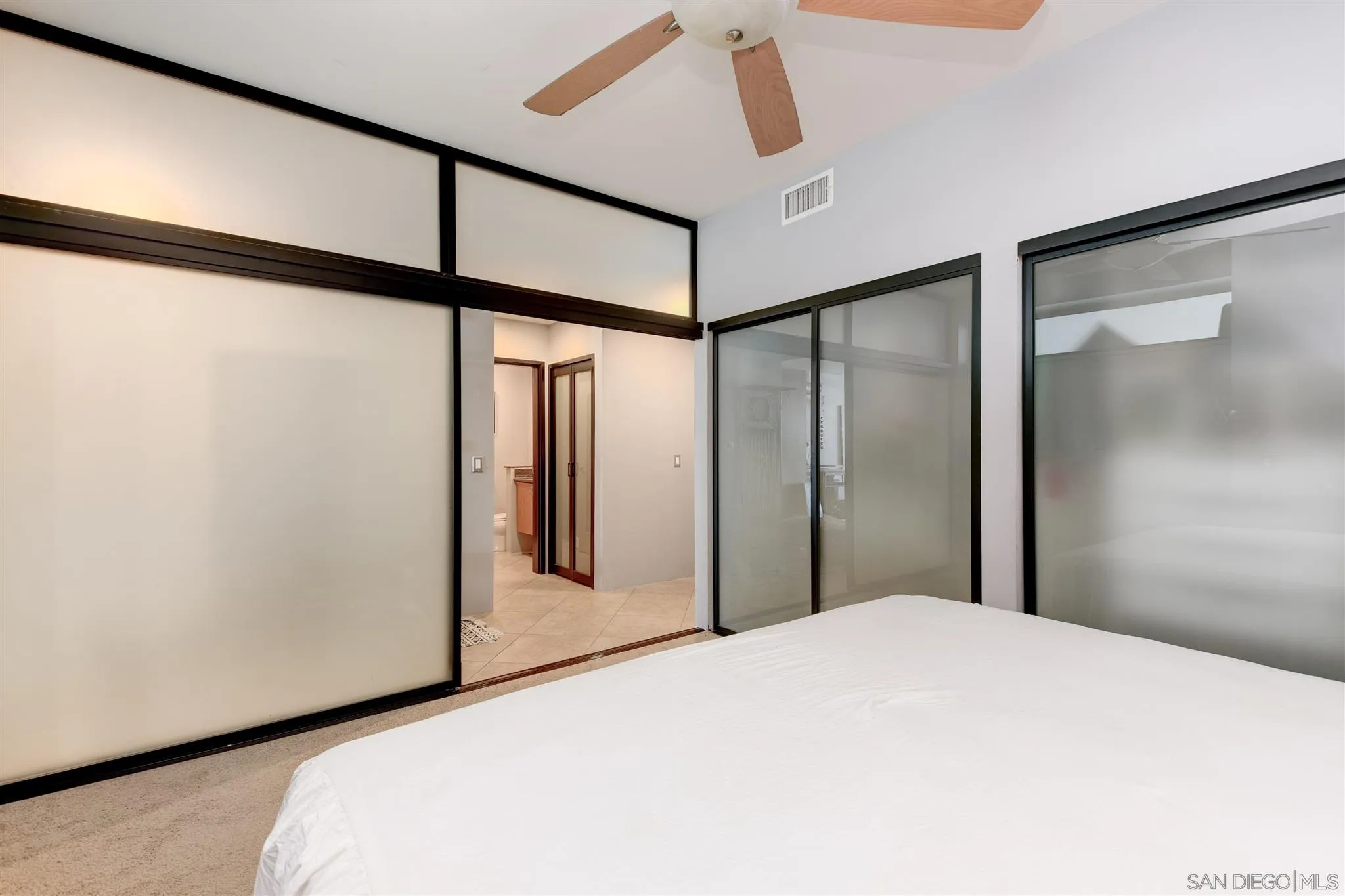 https://cdn.realtyfeed.com/cdn/127/210003848/0e39dd0da51be1b1b1f0dcb7bc193ed8.webp