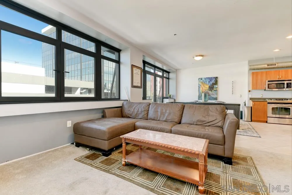 https://cdn.realtyfeed.com/cdn/127/210003848/29c36cc49d55c929012445a90ab16349.webp
