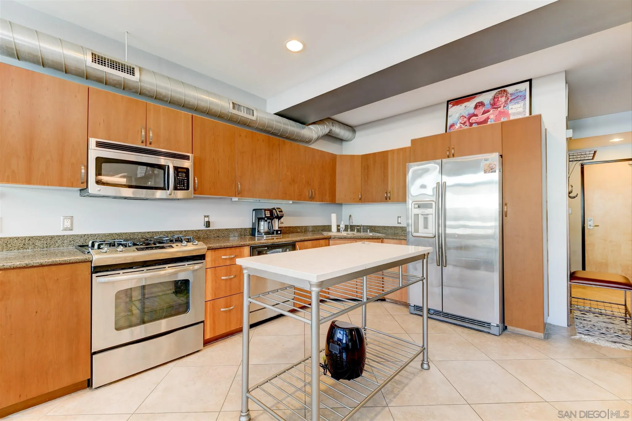 https://cdn.realtyfeed.com/cdn/127/210003848/4ae9ba0ad315e9e1d5daa002ebe87d76.webp