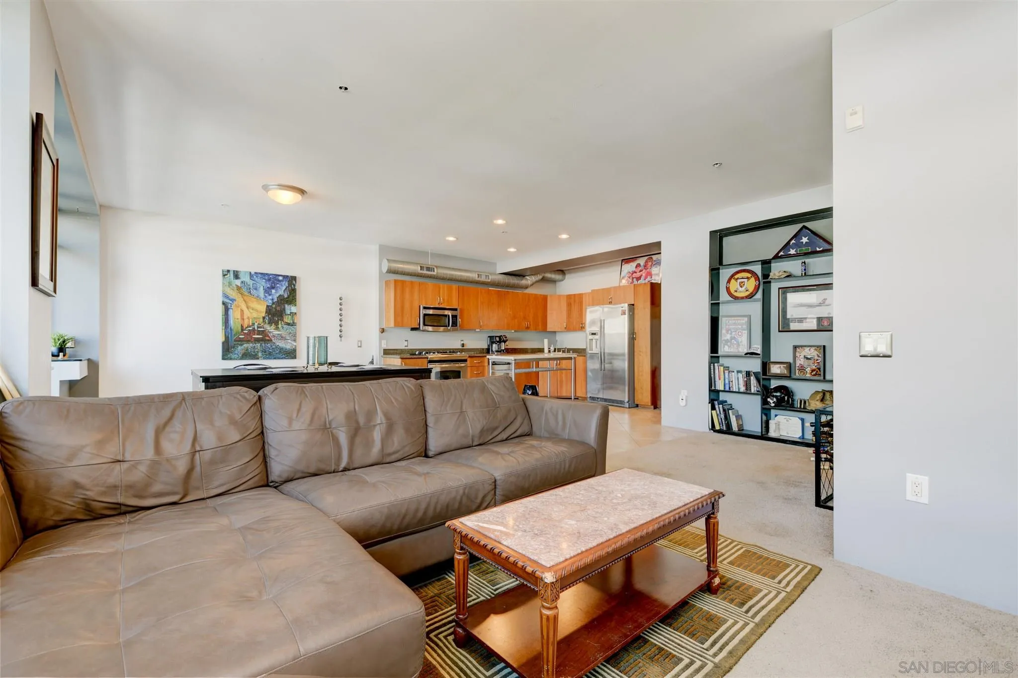 https://cdn.realtyfeed.com/cdn/127/210003848/ad841bf74f6659697de879757dd616d2.webp