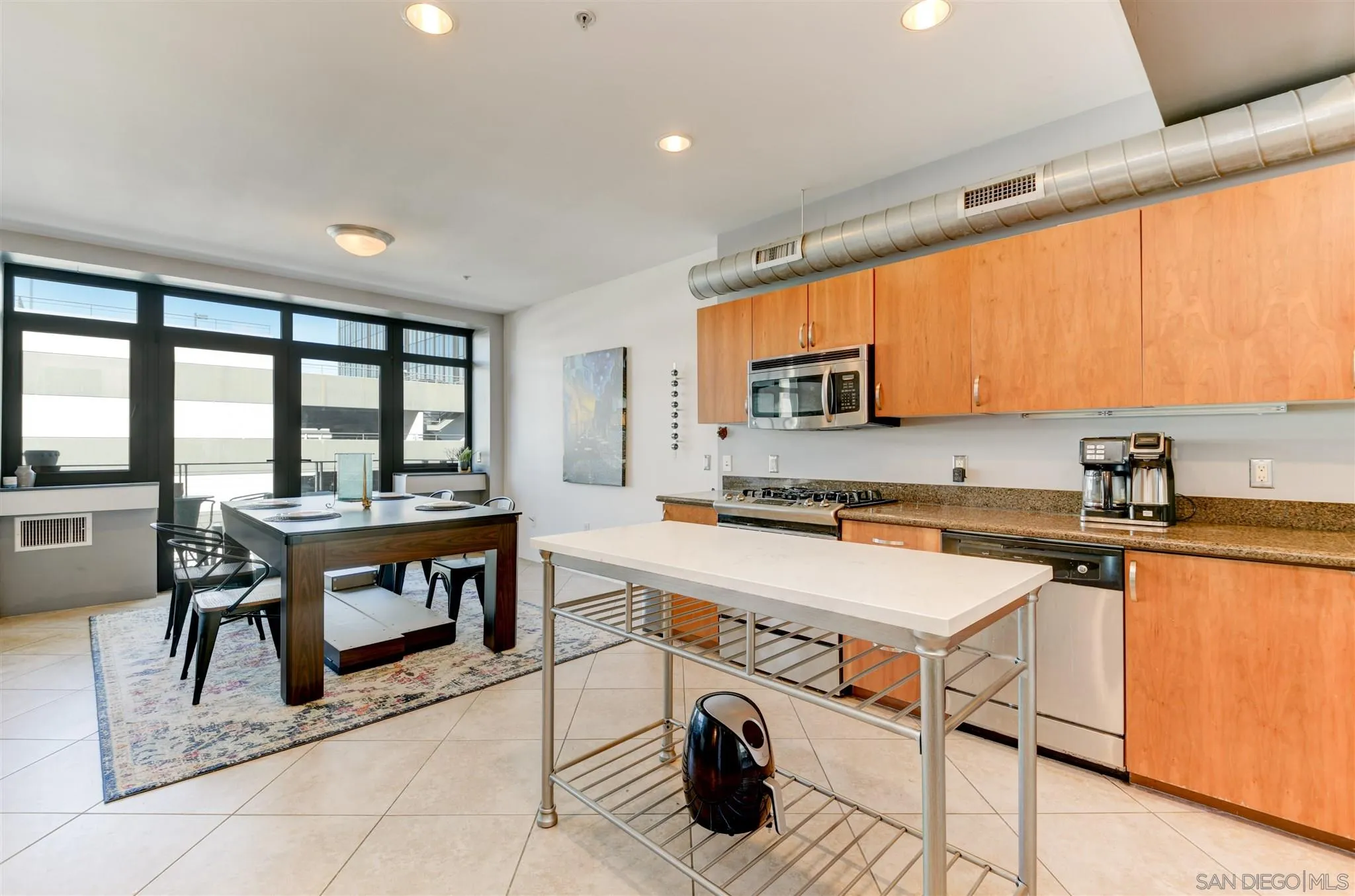 https://cdn.realtyfeed.com/cdn/127/210003848/eb4062cd513e9b712388a7dbb15df66d.webp