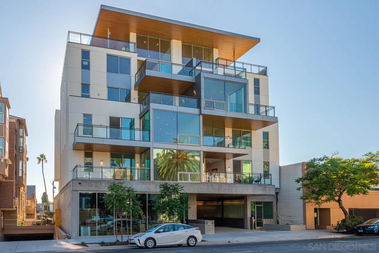 https://cdn.realtyfeed.com/cdn/127/210005861/e0c5351682c99e81424325aec872d4c8.webp