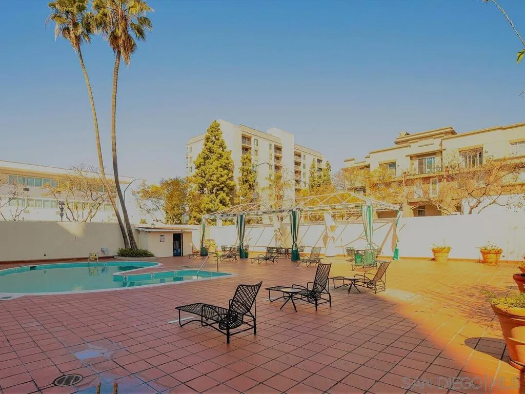 https://cdn.realtyfeed.com/cdn/127/210006047/1003fa93f4592ecd49a2fd6987a398dc.webp