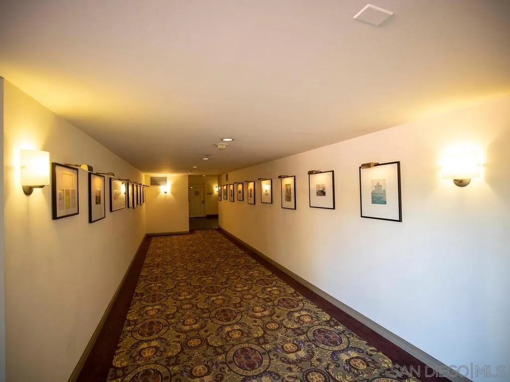 https://cdn.realtyfeed.com/cdn/127/210006047/6ecd1536aa1b156b19b55ce172fe69c8.webp