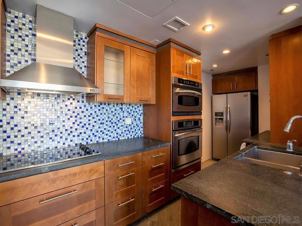 https://cdn.realtyfeed.com/cdn/127/210006047/d0dfebe2b8ecf49bcf637dacd6d43724.webp